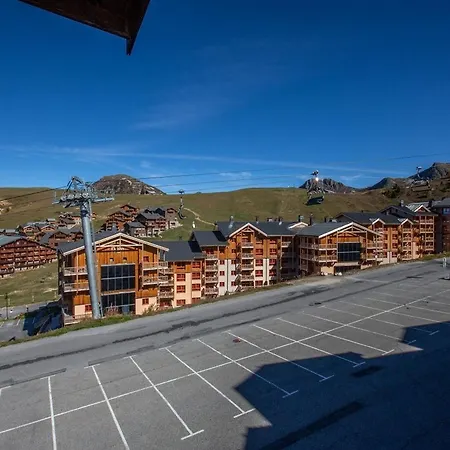 Skis Aux Pieds Pour 6 Pers, Plagne Villages - Fr-1-351-75 Apartment *